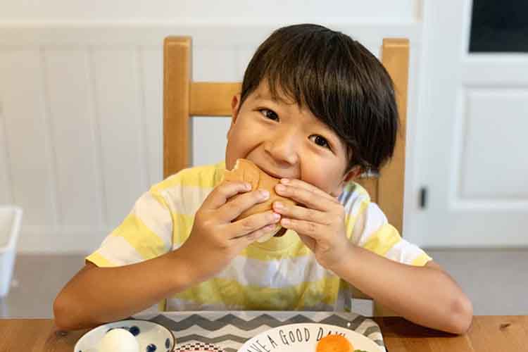 子どもの集中力は食事から!学力を高める食生活のコツは?